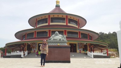 Tak Hanya Pantai, Bangka Punya Bukit Secantik Ini