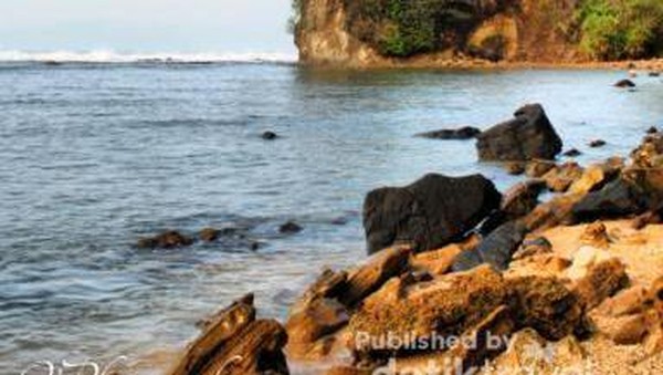 Tanjung Layar, Surga Tersembunyi di Sawarna