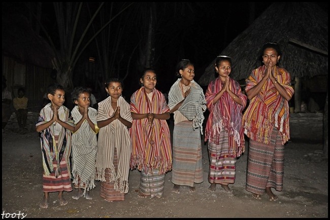 Tarian Sebo Maikat (Suo Maeka), Suku Boti