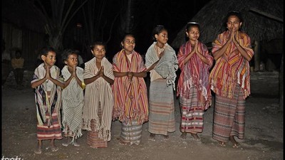 Tarian Sebo Maikat (Suo Maeka), Suku Boti