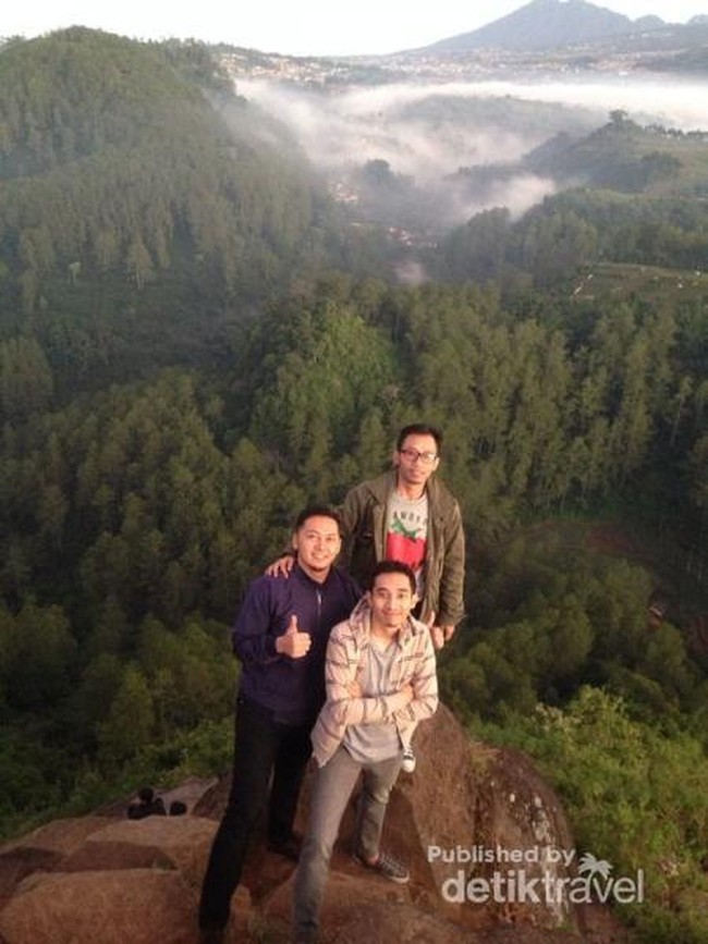 Tebing Karaton, Ini Bromonya Bandung!