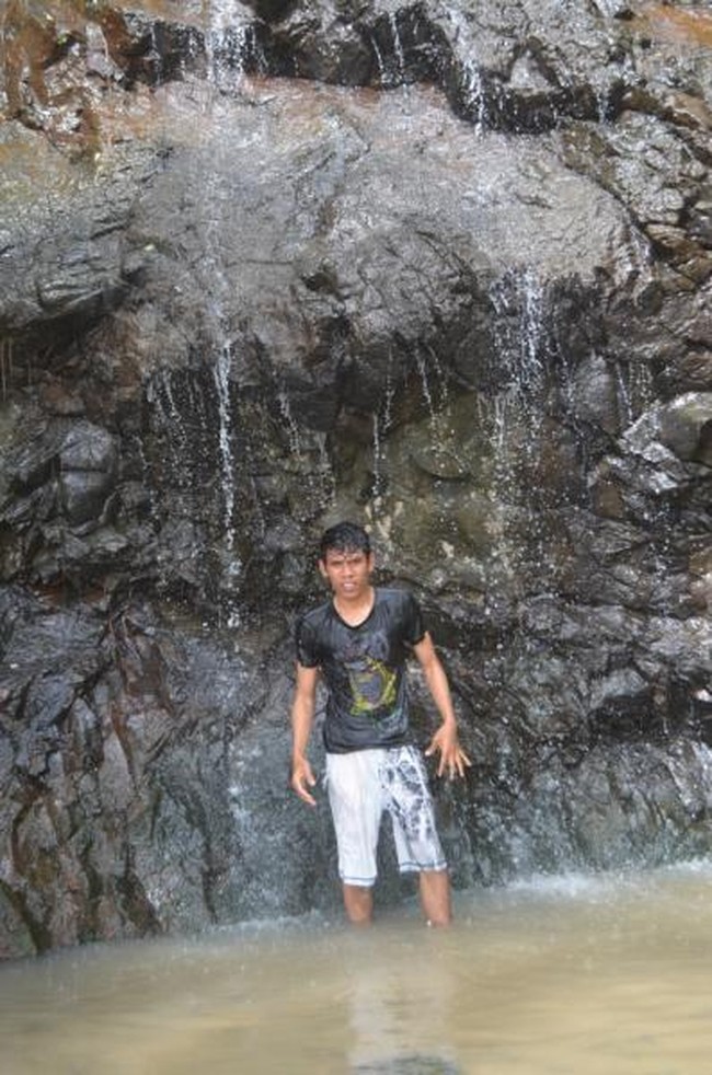 Teluk Hijau, Pantai Tersembunyi di Banyuwangi