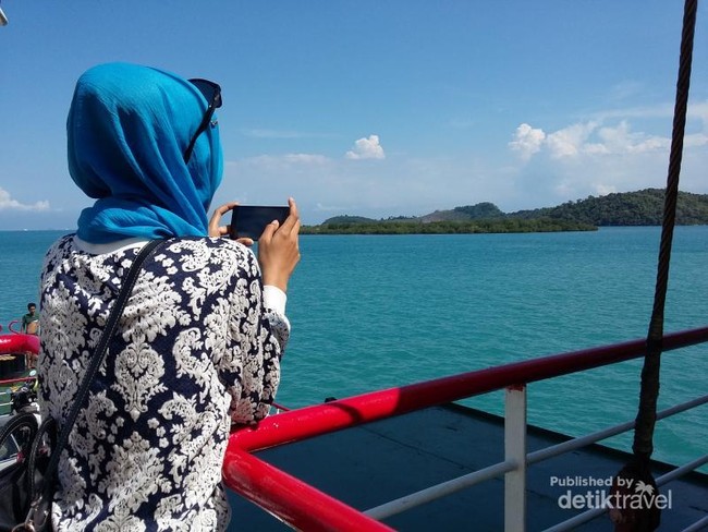 Teluk Kiluan, Primadona Baru dari Lampung