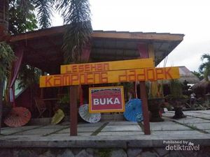Tempat Lesehan Asyik di Jawa Timur