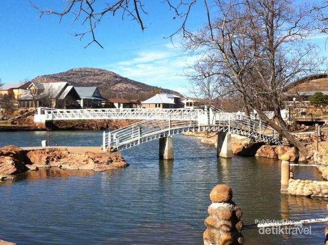 Tempat Memancing Ikan yang Indah di Amerika
