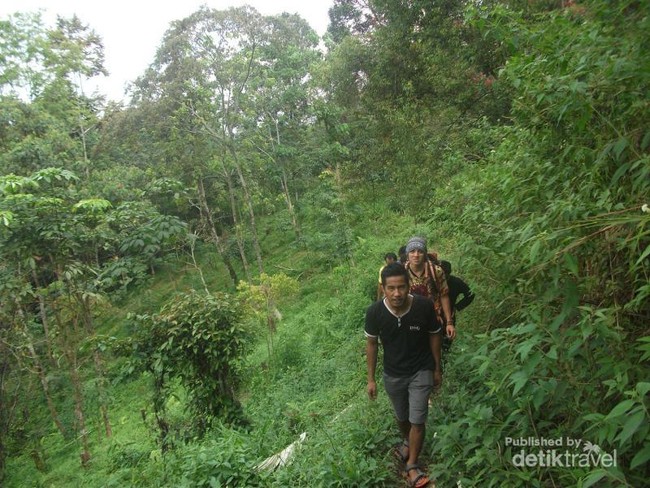Ternyata Ada Air Terjun Secantik ini di Sumbar