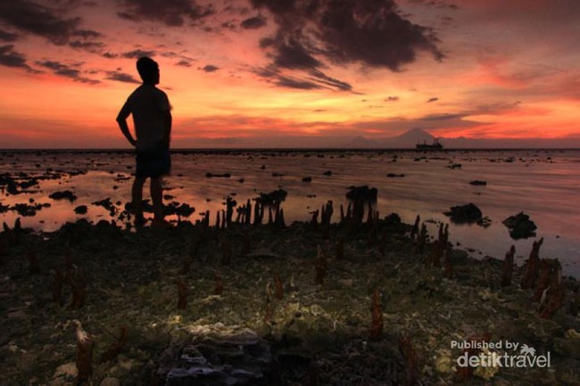 Terpesona Sunset Spektakuler di Gili Trawangan