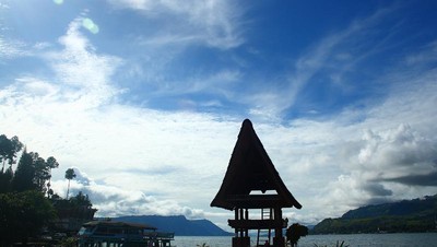 Toba View dilihat dari Desa Tuk-Tuk