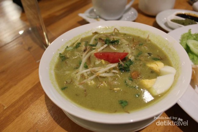 Transit di Kuala Namu, Icip Dulu Kuliner Soto Medan Lezat