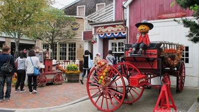Trick or Treat! Serunya Tema Halloween di DisneySea Tokyo