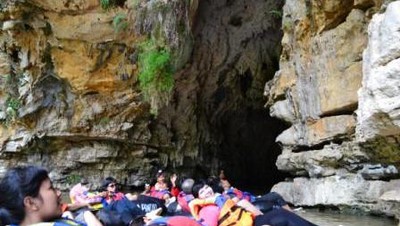 Tube Rafting, Cara Asyik Menjelajah Gua Pindul