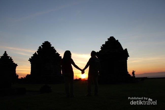 View Keren Yogya dari Bukit Candi Ijo