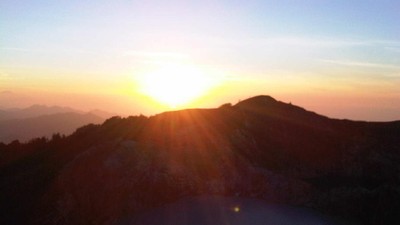Warna-warni Danau Kelimutu di Pagi Hari
