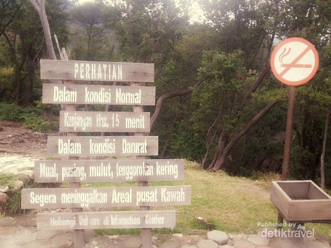 Warna-Warni Menarik di Kawah Putih, Ciwidey