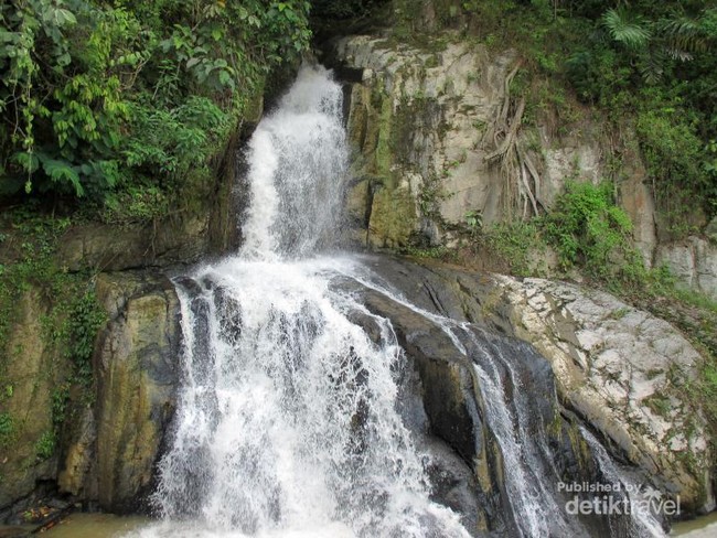 Weekend di Sumatera Utara, Yuk ke Air Terjun Lae Pendaroh