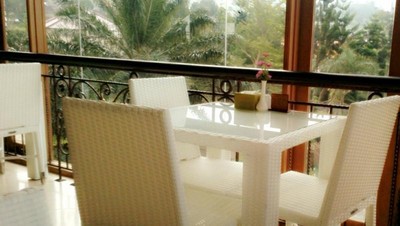 White Chapel, Tempat Romantis di Semarang