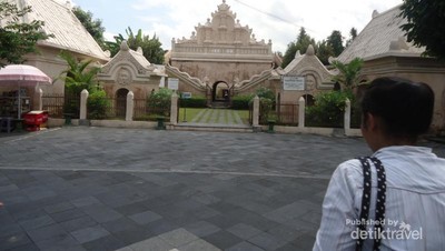 Wisata ke Bekas Pemandian Keluarga Sultan di Yogyakarta