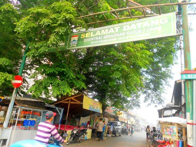 Wisata Kuliner Khas Palembang di Kampung Pempek