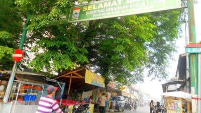 Wisata Kuliner Khas Palembang di Kampung Pempek