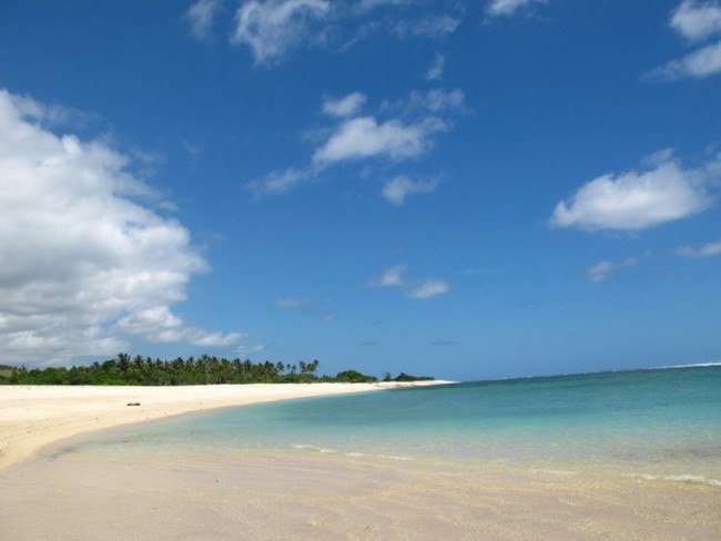 Wisata Pantai di Sumba Barat