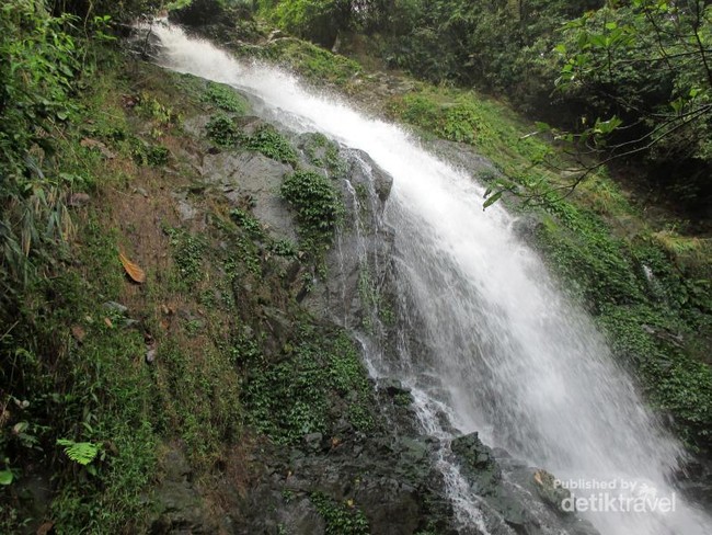 Yang Segar di Deli Serdang, Air Terjun Sampuren Suah