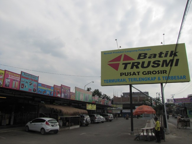Yuk, Borong Batik Cirebon di Trusmi!