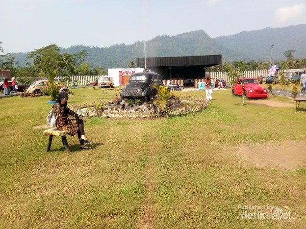 Yuk, Ngabuburit di Taman Rongsokan Paling Hits se-Magelang