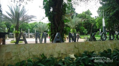 Yuk, Santai di Taman Kodok Menteng
