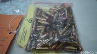 Adapun peluru yang diamankan dari mantan suami Dina Lorenza itu sebanyak 73 butir.
