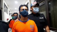 Direktur Reserse Narkoba Polda Jabar Kombes Rudy Ahmad Sudrajat menuturkan Gathan ditangkap jajaran Satuan Reserse Narkoba Polres Purwakarta pada Rabu (3/2) dini hari. Gathan Saleh Hilabi ditangkap di sebuah tempat di kawasan Wanyasa.