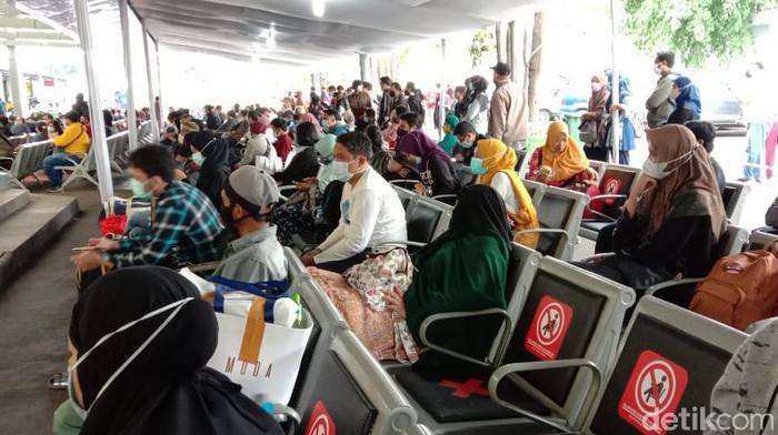 genose di stasiun genose di stasiun