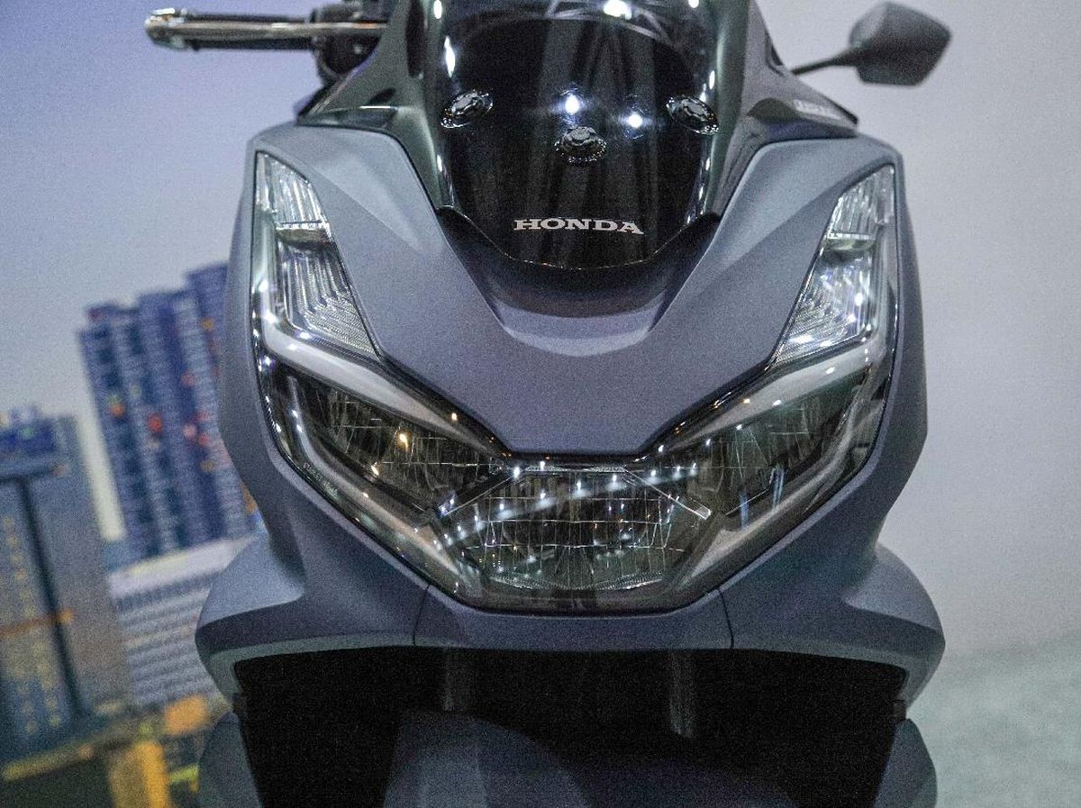 Honda PCX 160 Harga Dan Spesifikasi Di Indonesia