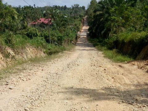 Jalan Lhoksukon arah Buket Hagu, Aceh Utara. (Dok Desa Buket Hagu)