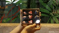 Untuk sekotak cokelat Valentine, Pipiltin Cocoa membanderol dengan harga Rp96 ribu hingga Rp144 ribu.  
