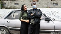 Damai mengungkapkan banyak sekali warganet yang menanyakan nama aslinya. Bahkan, banyak juga yang tidak percaya. Ia pun mencoba menggunggah video yang menjelaskan nama aslinya dengan menunjukkan KTP aslinya.