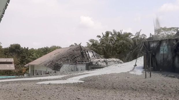 Lokasi semburan gas di Ponpes Al-Ikhsan Pekanbaru