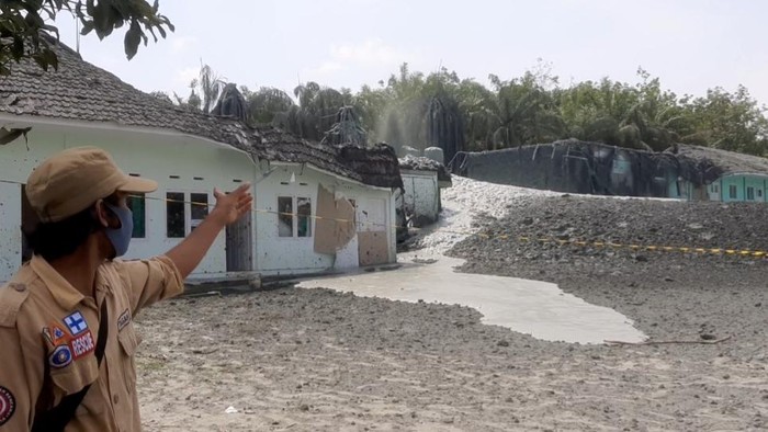 Lokasi semburan gas di Ponpes Al-Ikhsan Pekanbaru