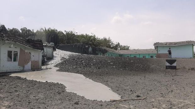Lokasi semburan gas di Ponpes Al-Ikhsan Pekanbaru