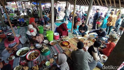 Foto: Pasar di Magelang yang Cuma Buka Setiap Jumat Pahing