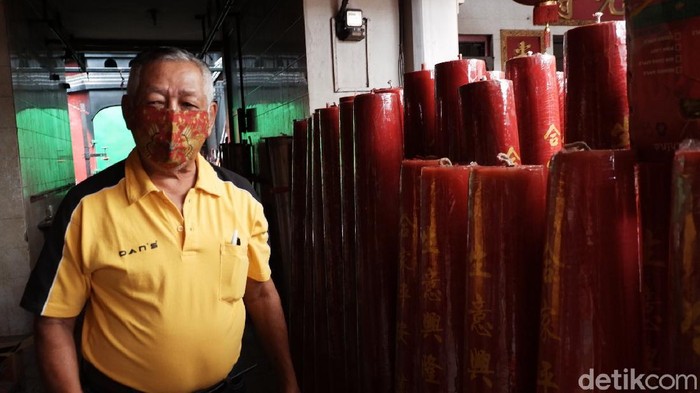 Penjualan lilin menjelang imlek di Bandung menurun
