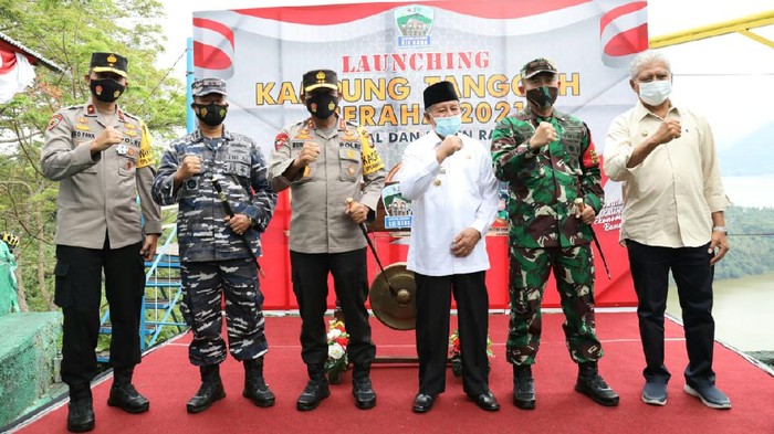 Peresmian lomba kampung tangguh oleh Polda-Pemprov Maluku Utara