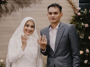 Ikke Nurjanah Menikah Lagi, Ini 5 Fakta Suaminya Karlie Fu yang Lebih Muda