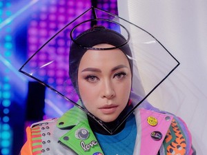 Melly Goeslaw Sentil Artis Baru yang Sombong: Belagu Banyak Endorse