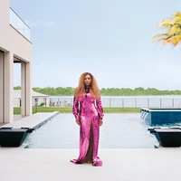 Menyandang status bintang tenis dunia, Serena Williams membagi waktunya antara Amerika Serikat dan Prancis. Ketika berada di kota asalnya, Miami, AS, Serena tinggal di sebuah kediaman mewah. (Foto: Dok: Lelanie Foster/Architectural Digest)