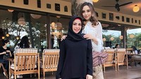 Salmafina pun membalas dengan menyuruh netizen tersebut tak perlu mem-follow akun media sosial miliknya itu. Dok. Instagram/salmafinasunan
