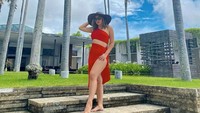 Bagaimana, Salmafina jadi makin seksi nggak nih guys? Dok. Instagram/salmafinasunan
