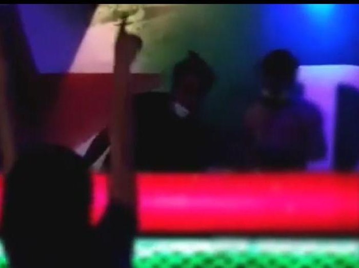 Screenshot viral video Kasat Narkoba Polres Pematangsiantar Lagi Tinggi (dok. Istimewa)