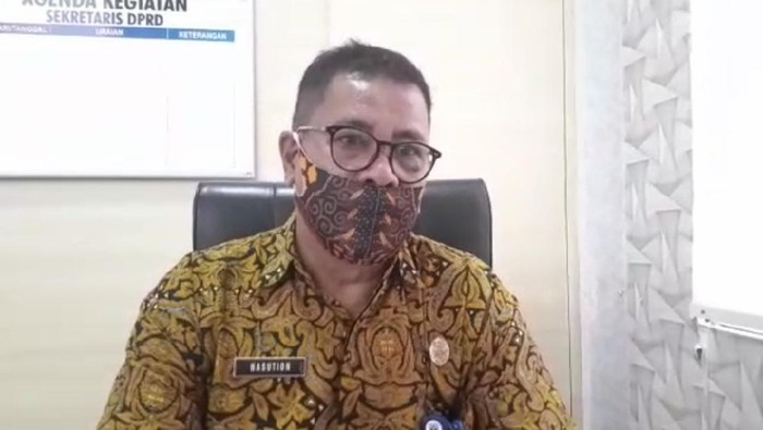 Sekretaris Dewan (Sekwan) DPRD Dharmasraya, Nasution (Jeka Kampai-detikcom)