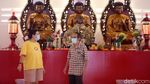 Seminggu Jelang Imlek di Vihara Dharma Bhakti Petak Sembilan
