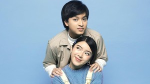 Lagu ini adalah single kedua dari serial musik ArTi (Arsy Tiara) yang diberi tajuk Semestinya Cinta. Foto: dok. Istimewa